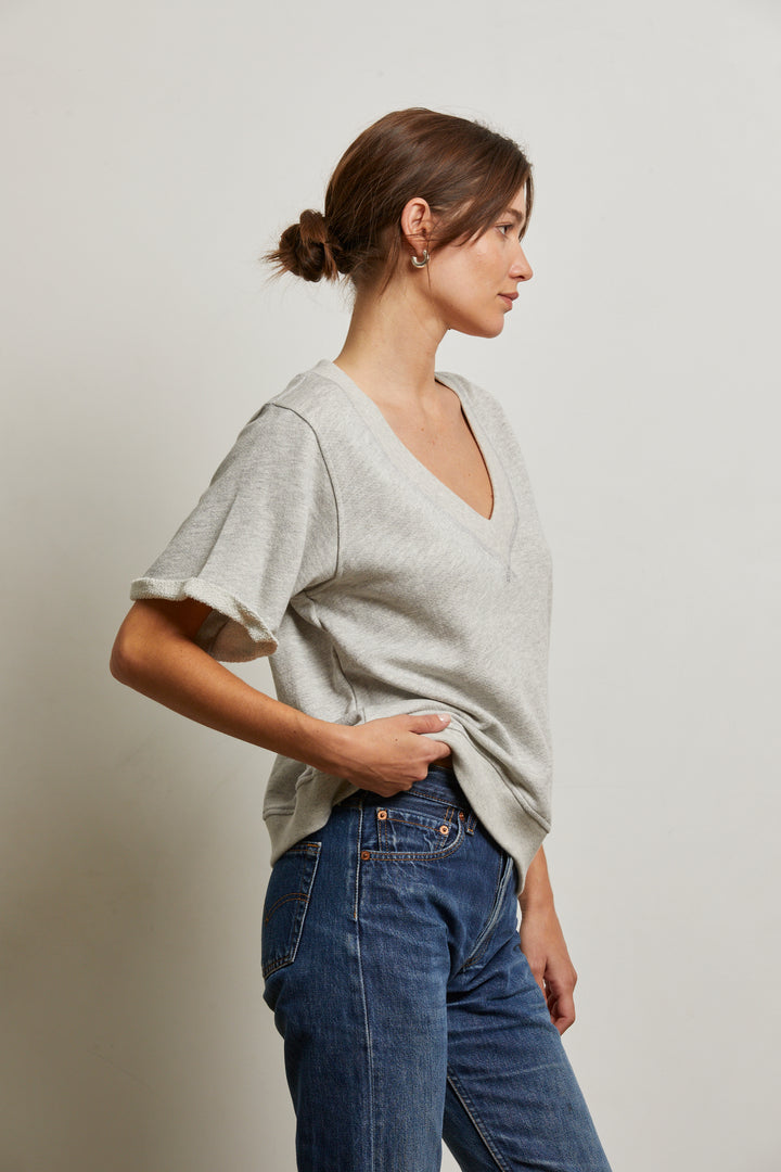 PERFECT WHITE TEE - BRIGGS FRENCH TERRY SHORT SLEEVE SWEATSHIRT GREY