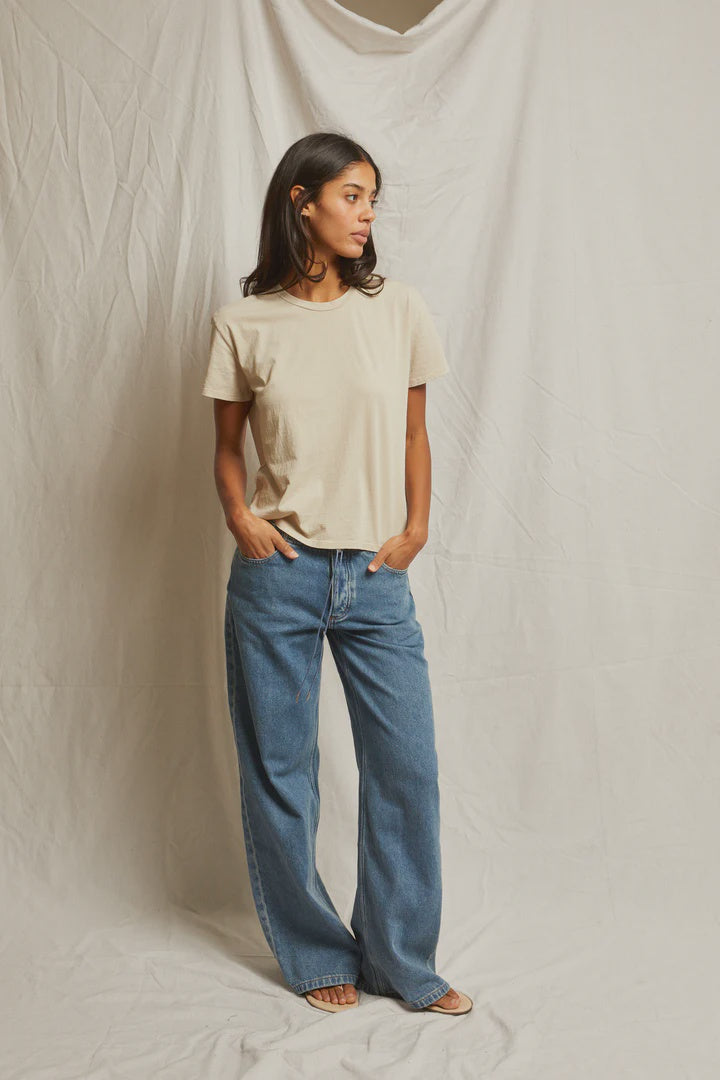 PERFECT WHITE TEE - HARLEY BOXY CREW PUTTY