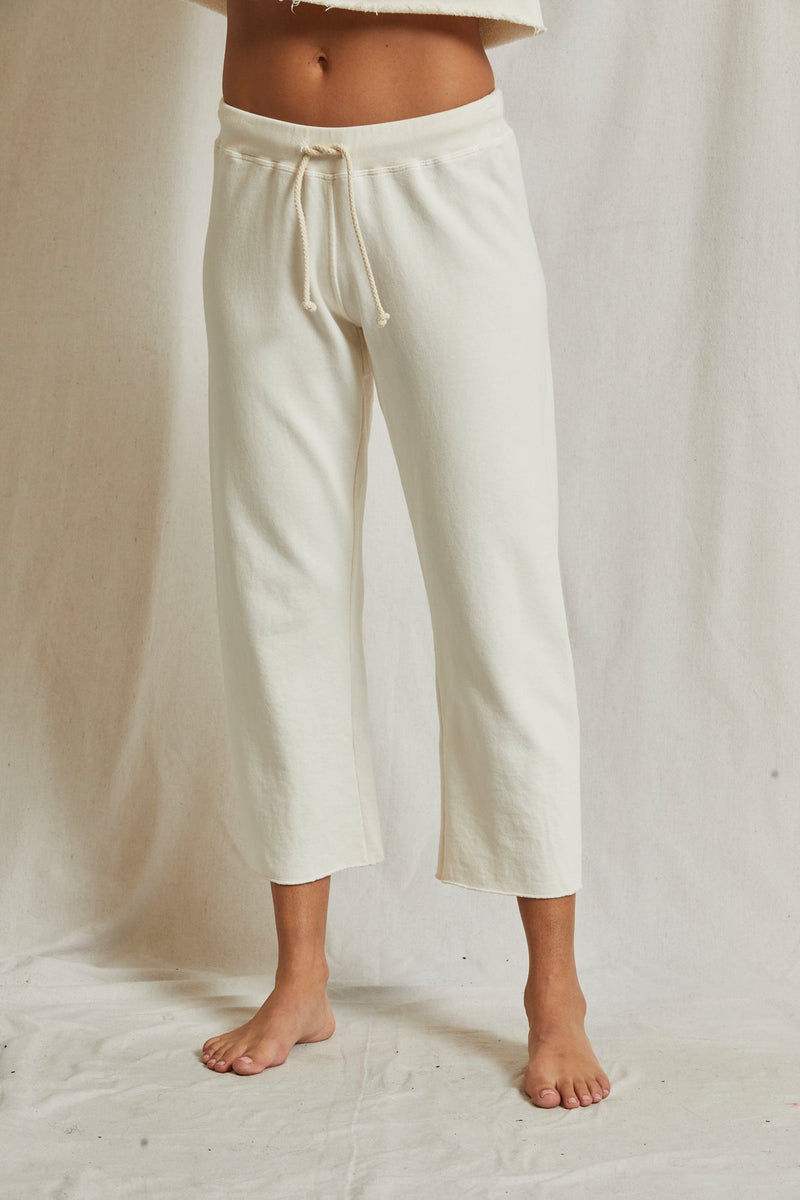 PERFECT WHITE TEE - JAMAICA IVORY STRAIGHT LEG SWEATS