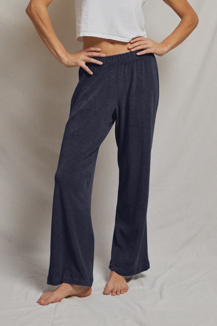 PERFECT WHITE TEE - KATIE LOOP TERRY PANTS NAVY