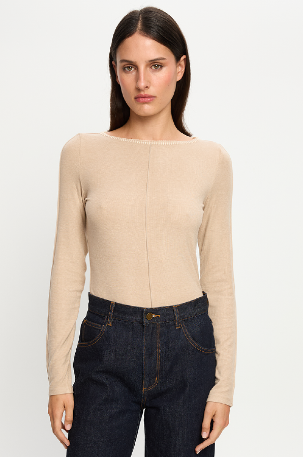 KIVARI - QUINN KNIT TOP TAUPE
