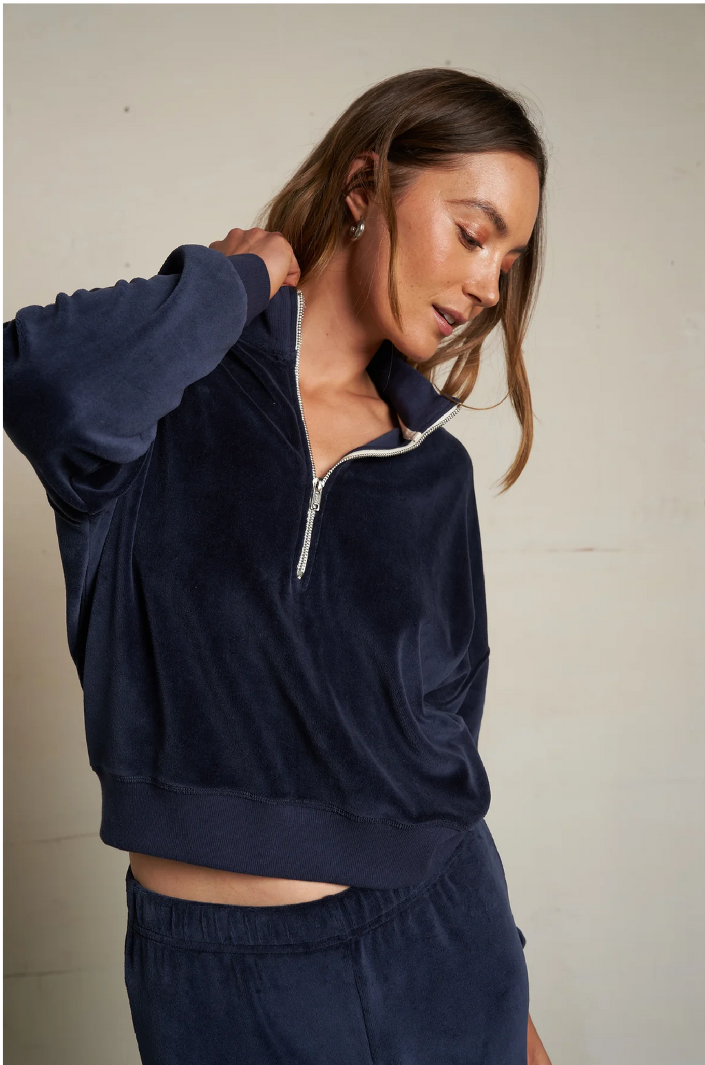 PERFECT WHITE TEE - KIVA VELOUR 3/4 ZIP IN NAVY